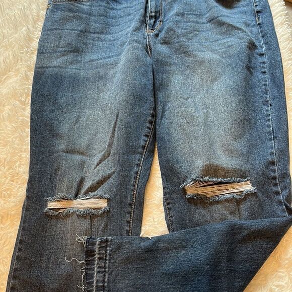 Celebrity Pink The Spice high rise ankle skinny jeans - Picture 6 of 10